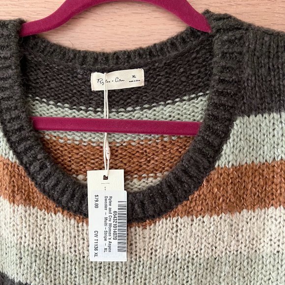 NWT Rylee + Cru Cassidy Stripped Sweater, Size XL - Picture 3 of 3